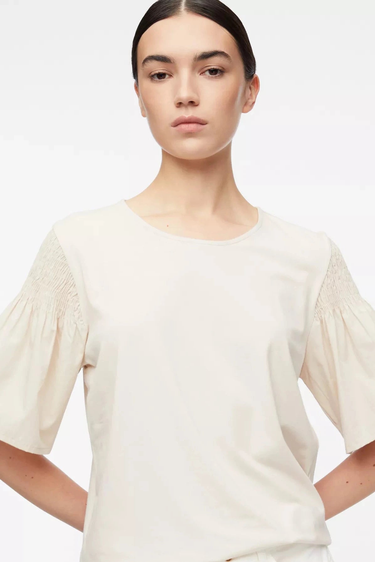 Comma T-Shirt im Fabricmix mit Smok Details