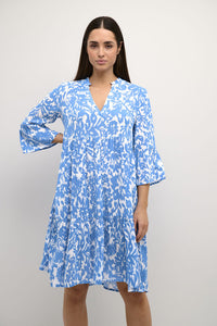 Kaffe Kleid KAellen regatta flower print, hellblau, weiß, Blumenprint, Volants, 3/4 Arm, knielang, Viskose



