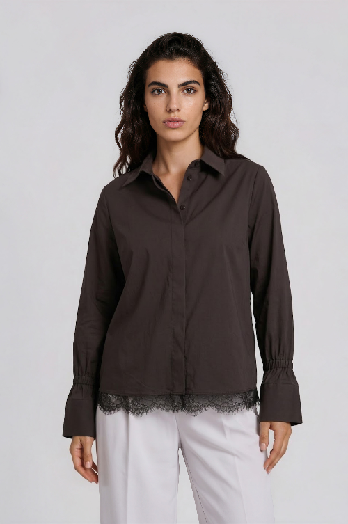 Milano Bluse mocca, unifarben, Rüsche am Saum, ausgestellte Ärmel, Kragen, Knopfleiste 