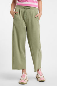 Elbsand Hose Neah green leaf