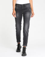 Gang Jeans 94Amelie, relaxed fit, wool dark wash, grau, mid waist