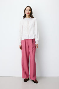 Grace & Mila Spitzenbluse Abigail ivoire/elfenbein, Bluse, mit Spitze, langärmlig, Rundhalsausschnitt, Baumwolle