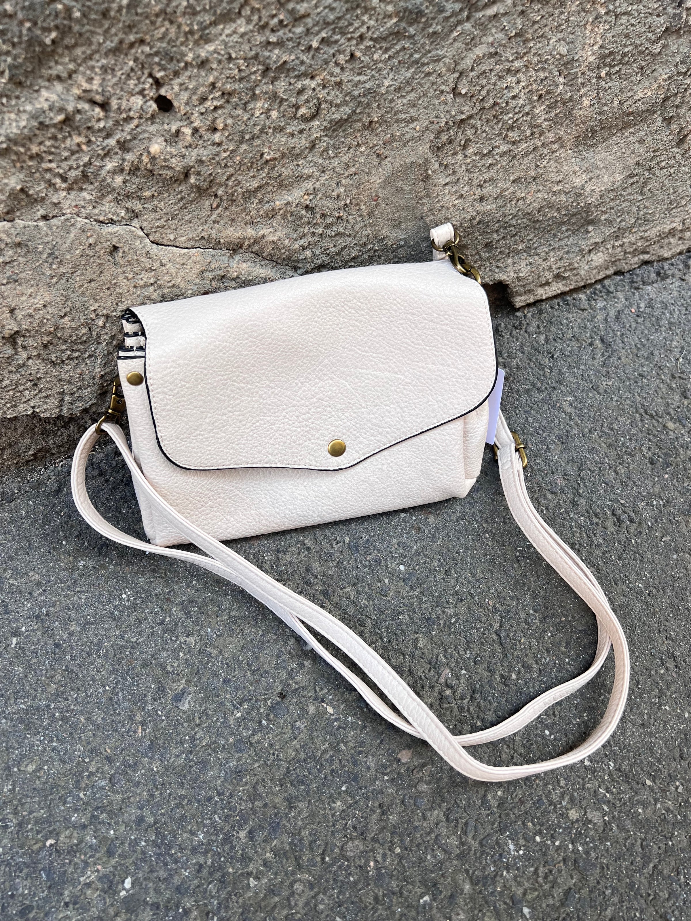 zaZa´z Handtasche beige, verschiedene Fächer, dunkle Kante