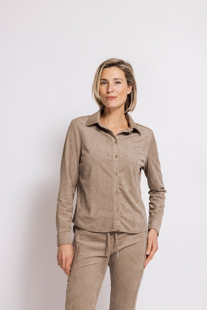 Zhrill Hemdbluse Faye sand/beige/taupe, Veloursopik, Hemd, Bluse, Kragen