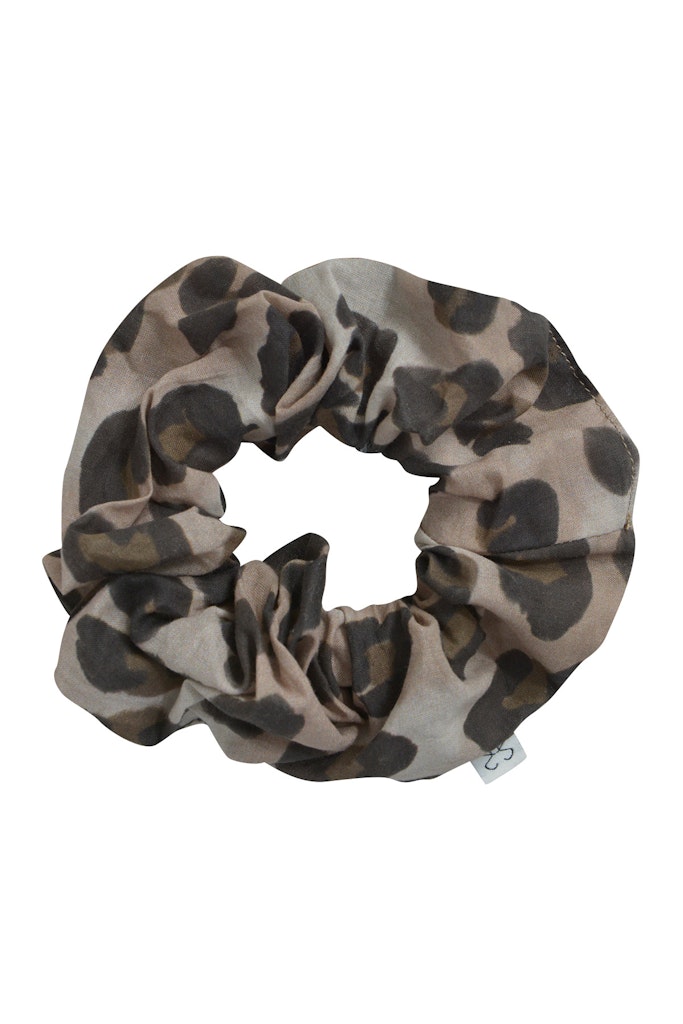 Smith & Soul Scrunchie, Haargummi, Haarband, camel print, Leomuster, Baumwolle