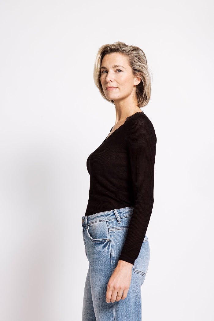 Zhrill Longsleeve Riley schwarz