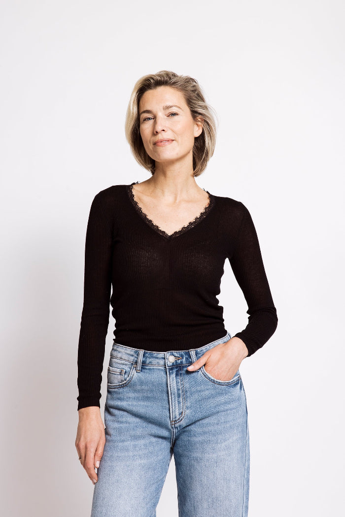 Zhrill Longsleeve Riley schwarz