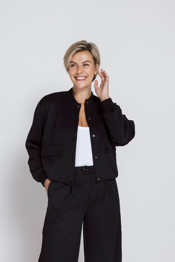 Zhrill Jacke Weeta schwarz, unifarben, kurz, Strickbündchen, Druckknöpfe
