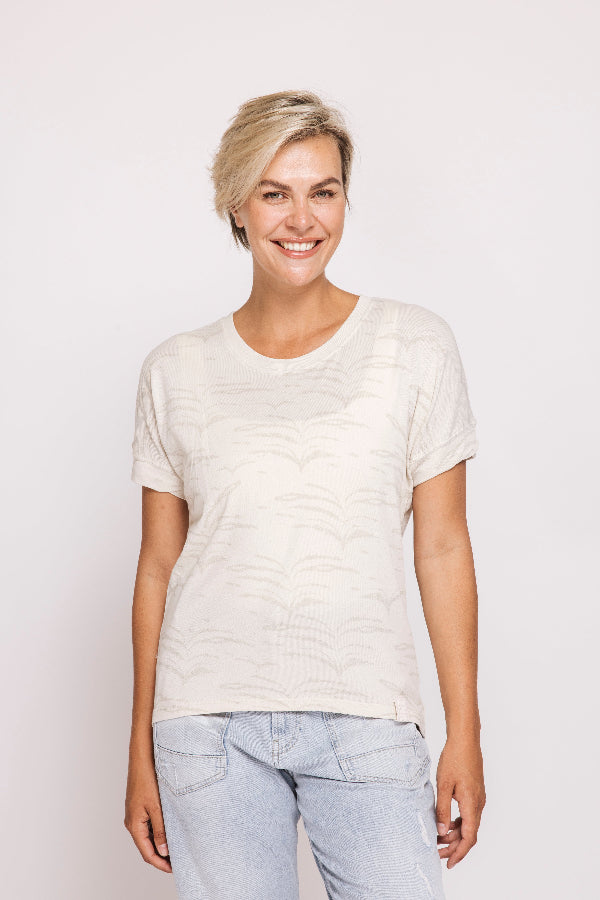 Zhrill T-Shirt Rahel AOP sand