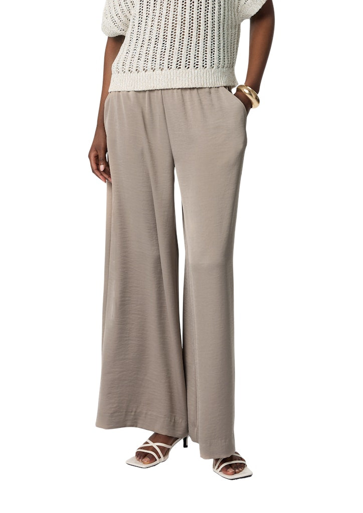 Comma Hose taupe